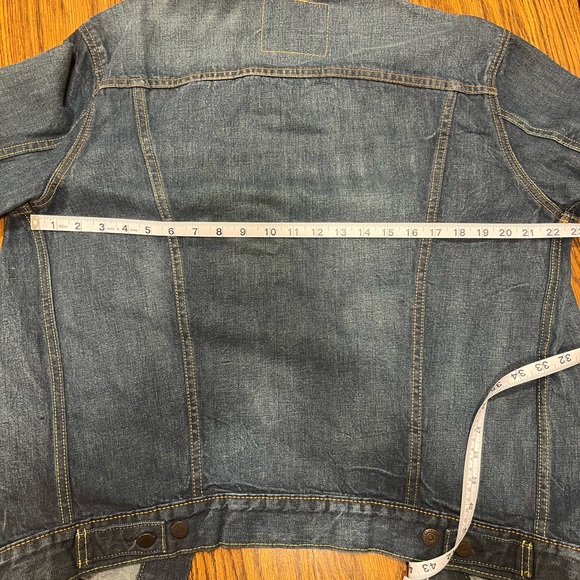 Levi's Indigo Denim Jacket - Picture 13 of 14
